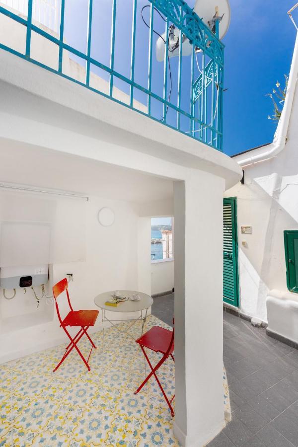 La Dependance - Gioia Apartments Procida Exterior foto